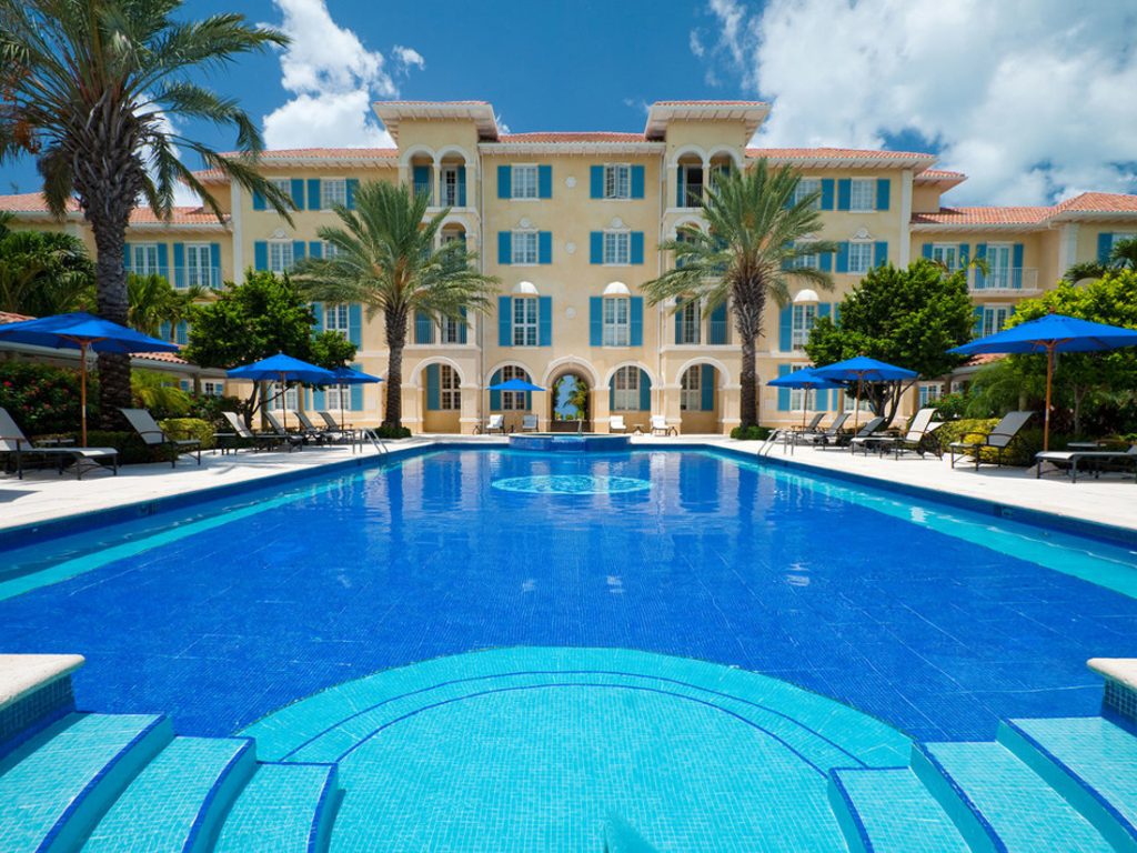 vr-pro-building-and-pool_orig